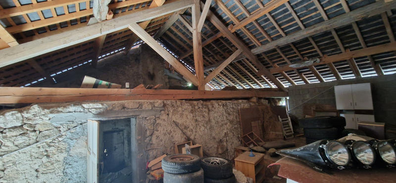 Maison de village - 85 m² - 5 pièces