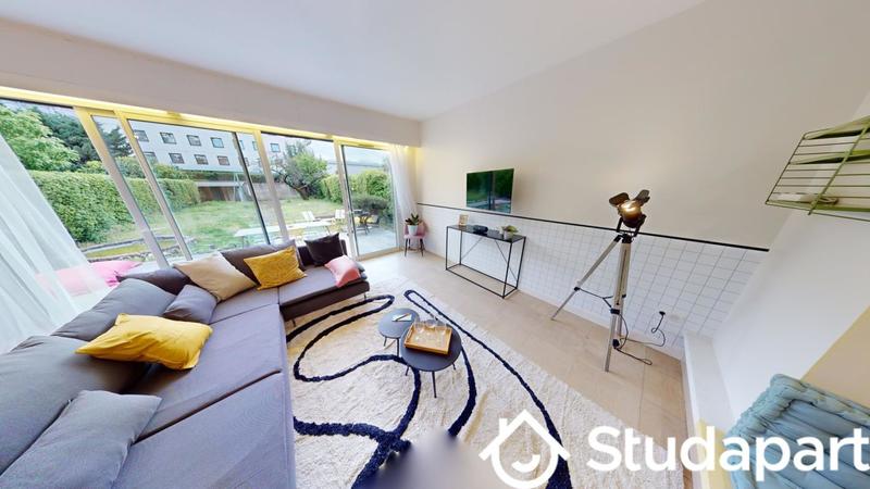 Chambre - 10 m² - 1 pièce