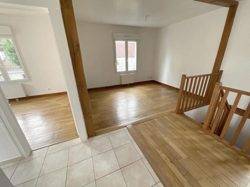 Maison - 98 m² - 5 pièces