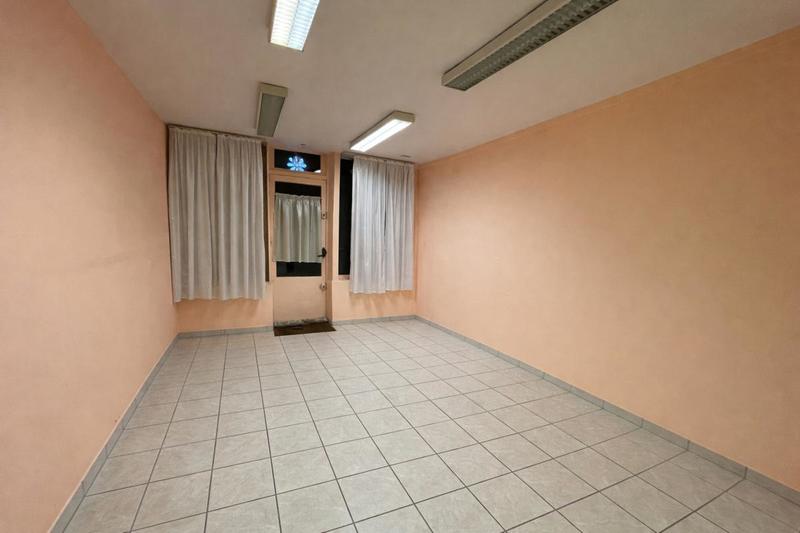 Maison - 99 m² - 5 pièces