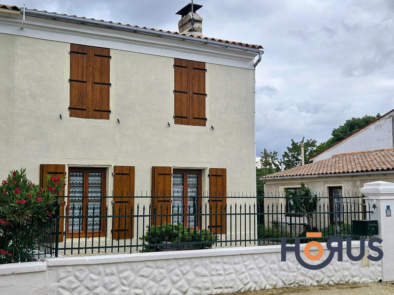 Viager - Maison ancienne - 85 m² - 3 pièces