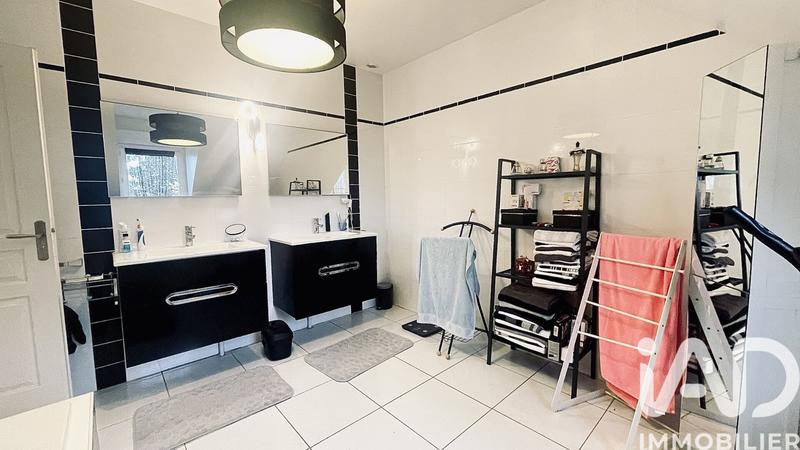 Maison de ville - 133 m² - 5 pièces