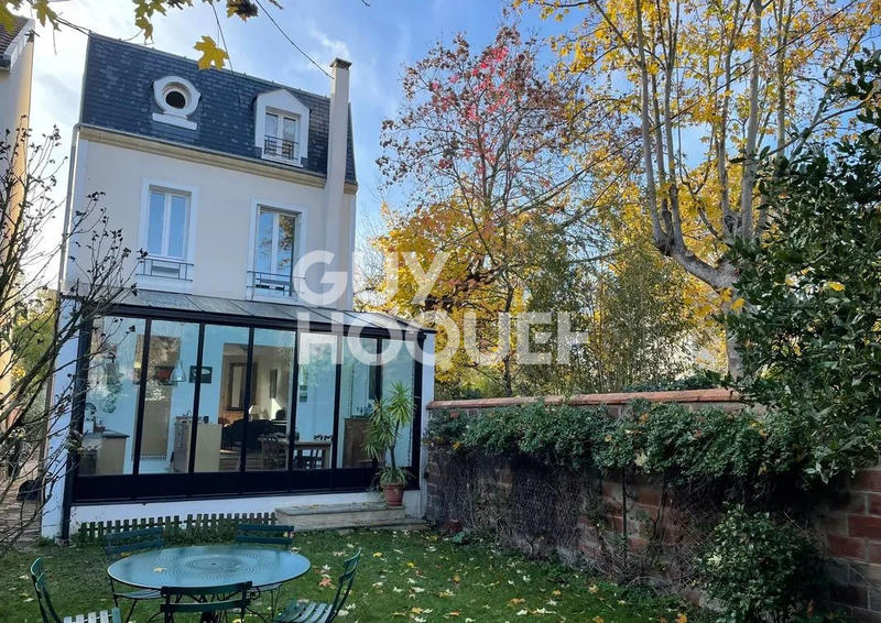 Maison - 103 m² - 5 pièces