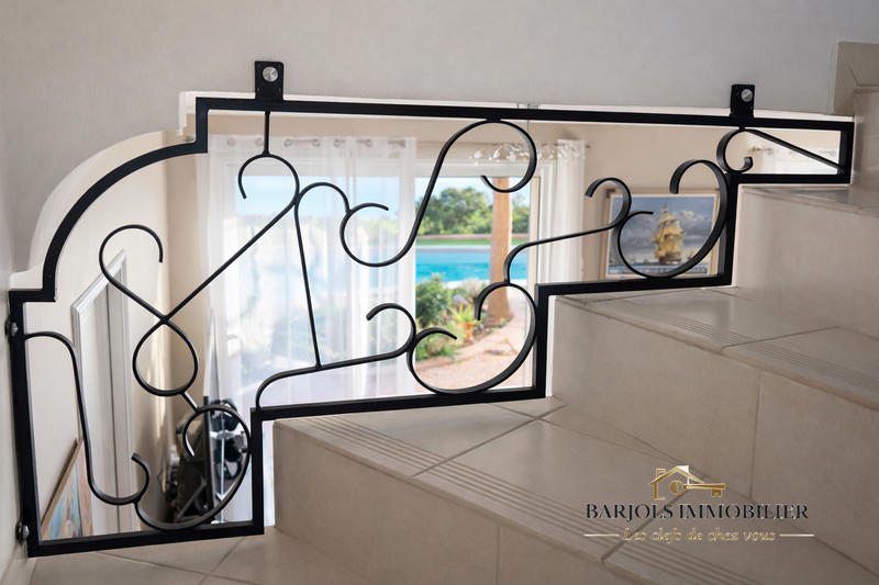 Villa - 175 m² - 6 pièces