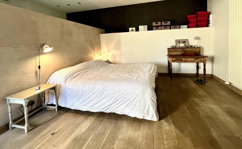 Maison - 280 m² - 10 pièces