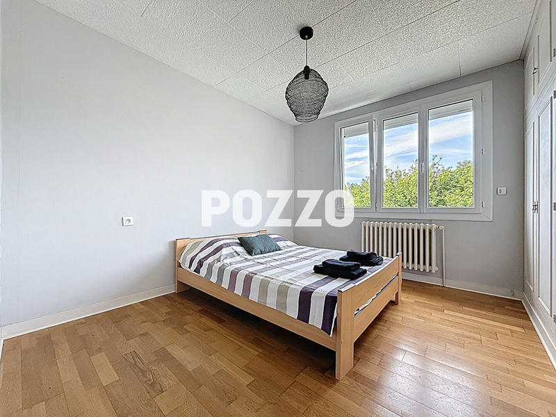 Maison - 105 m² - 5 pièces