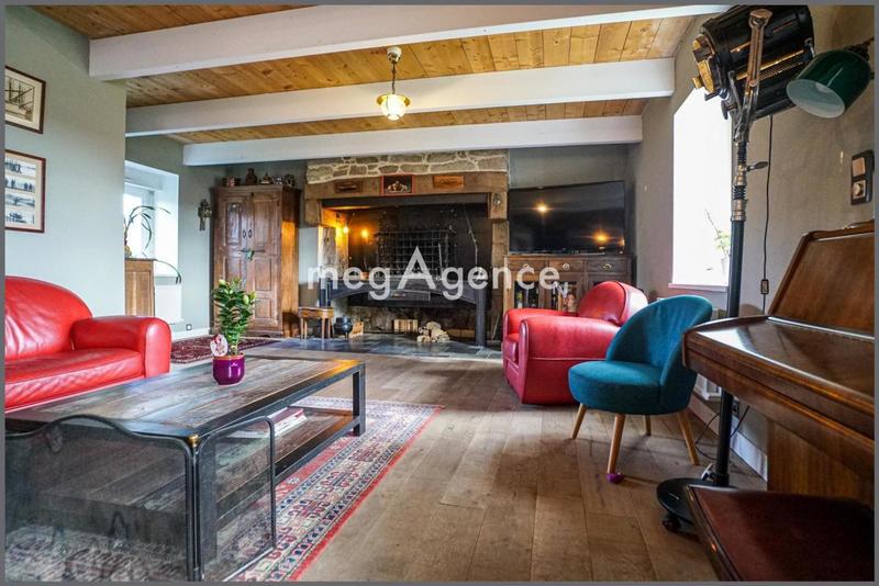 Maison - 276 m² - 10 pièces