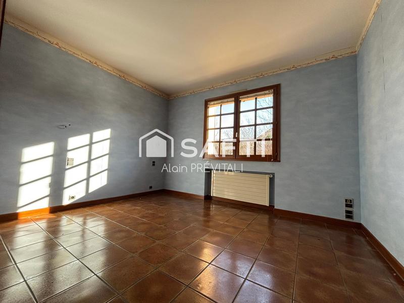 Maison - 186 m² - 8 pièces