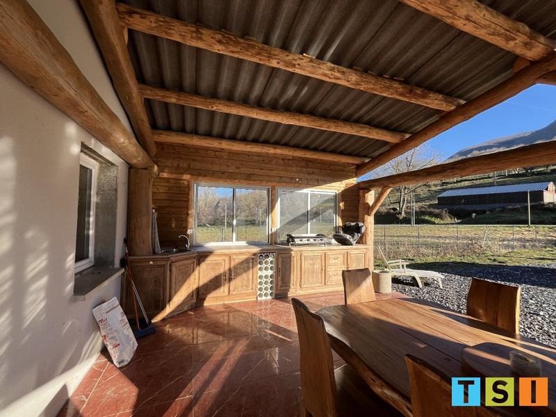 Maison - 170 m² - 7 pièces