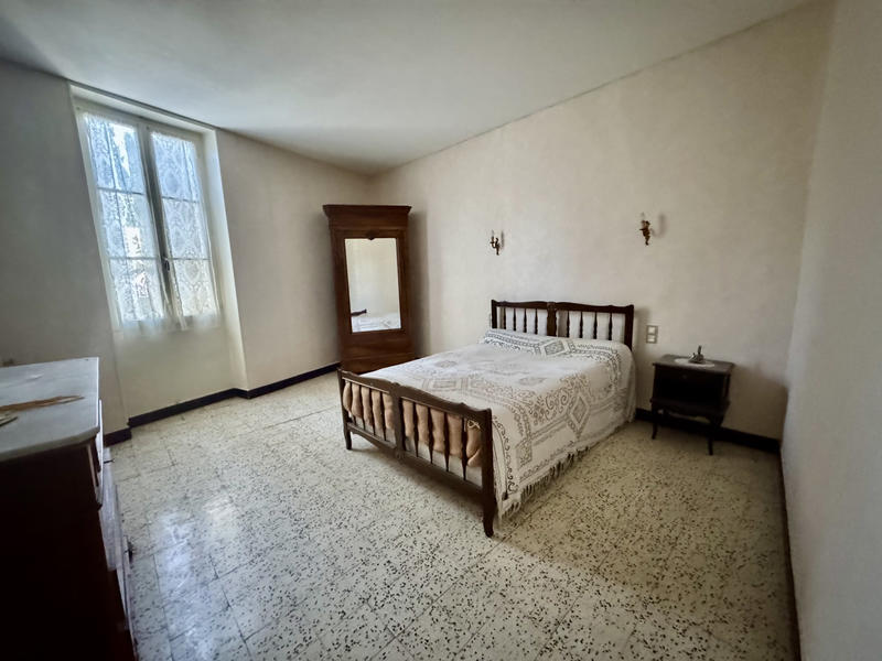 Maison - 186 m² - 7 pièces