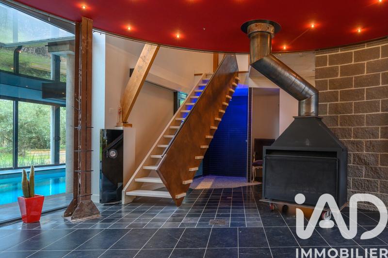 Maison - 314 m² - 7 pièces