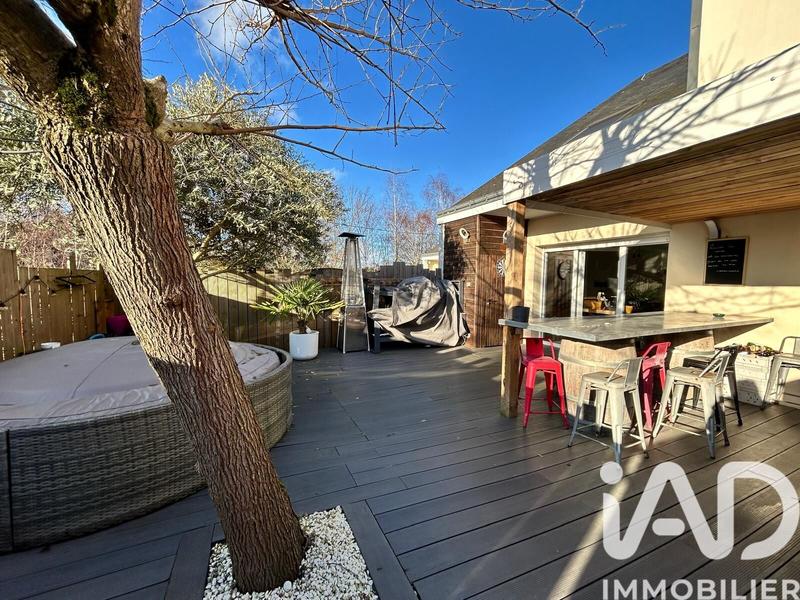 Maison - 160 m² - 8 pièces