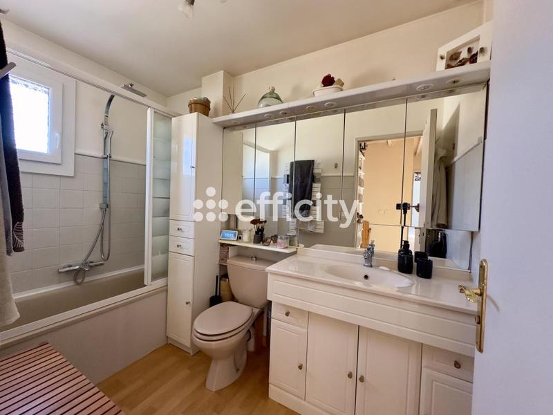 Villa - 105 m² - 5 pièces