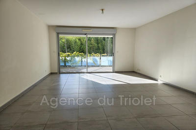 Appartement - 72 m² - 3 pièces