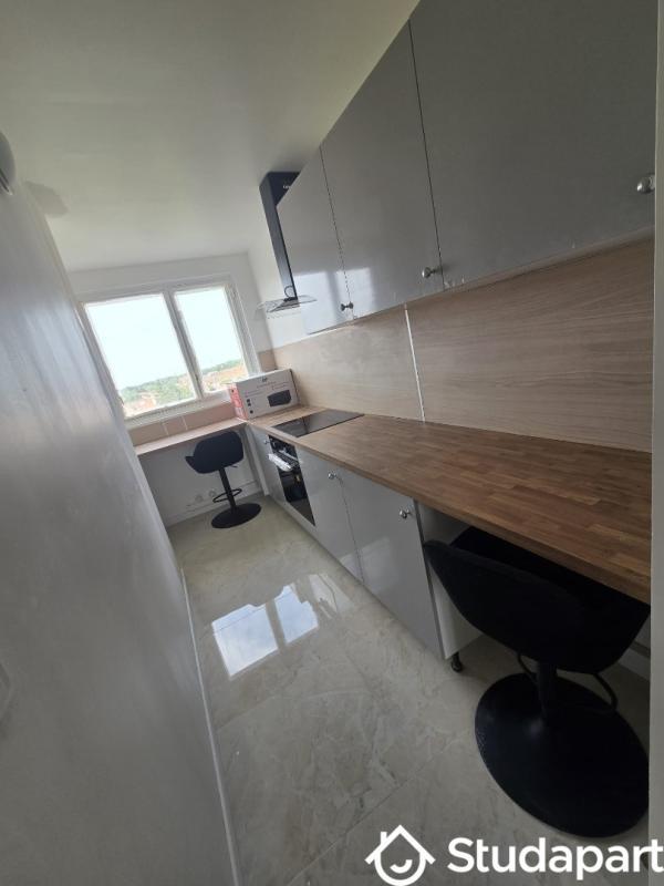 Chambre - 11 m² - 1 pièce