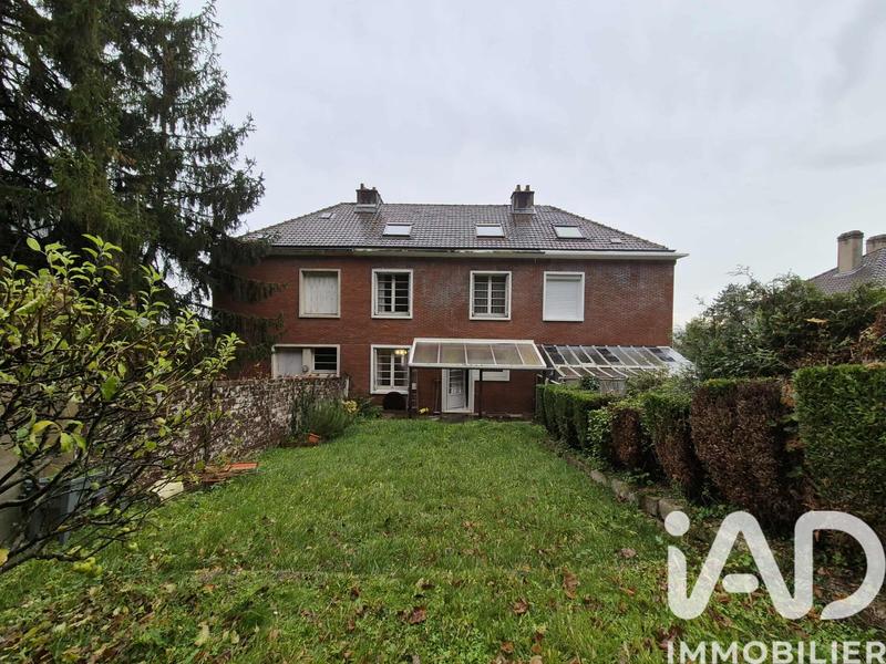 Maison - 110 m² - 5 pièces