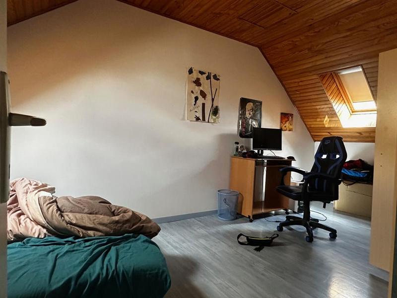 Maison - 110 m² - 6 pièces