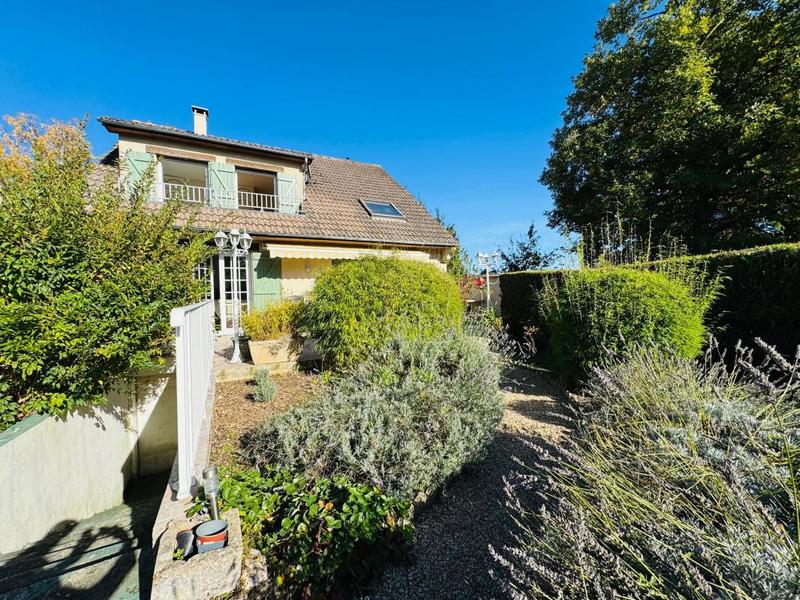 Maison - 154 m² - 6 pièces