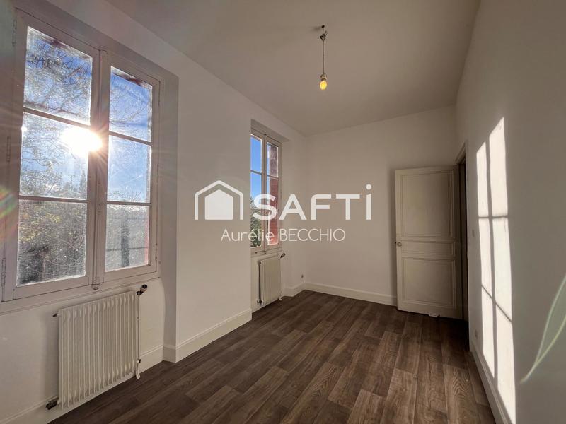 Maison - 200 m² - 6 pièces