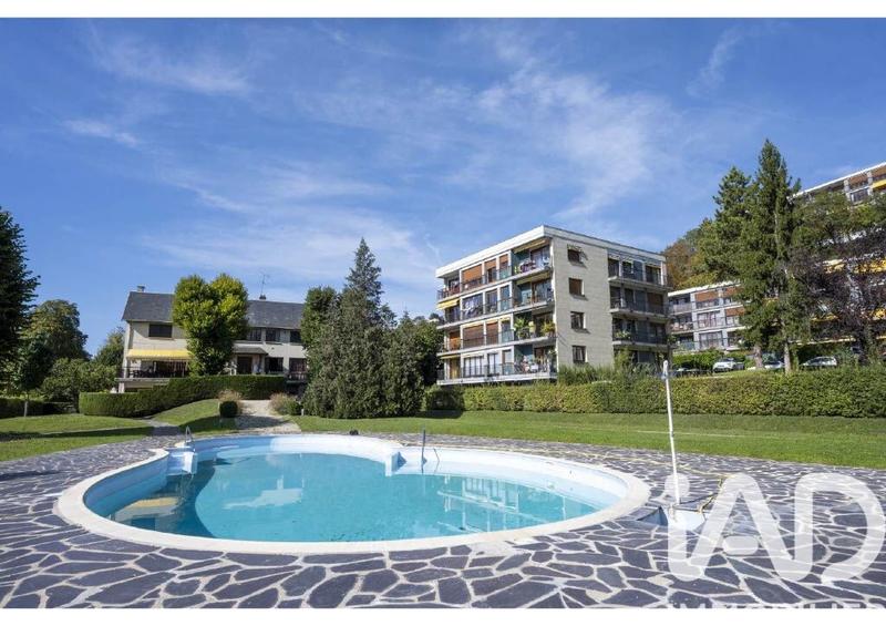 Appartement - 101 m² - 5 pièces