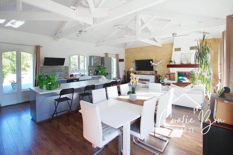 Maison - 160 m² - 6 pièces