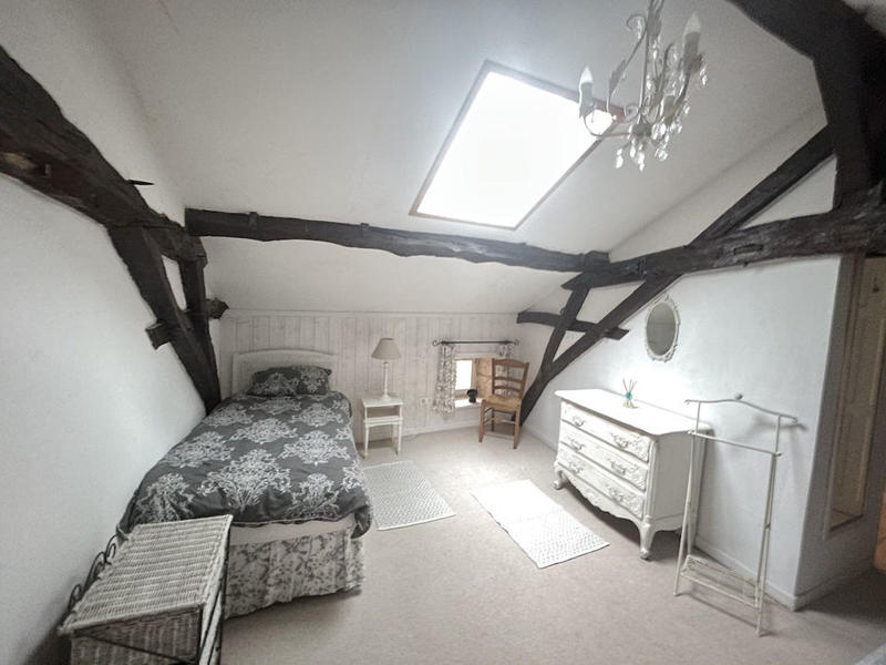 Maison - 320 m² - 10 pièces