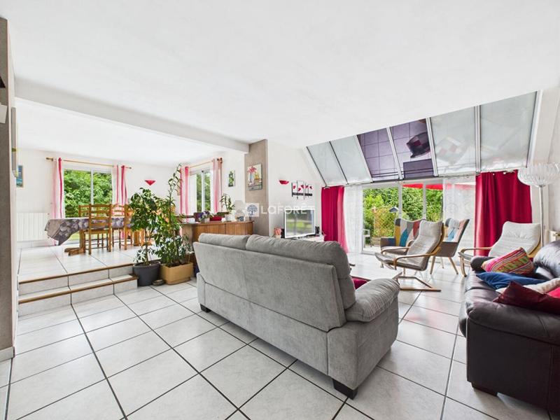 Maison - 145 m² - 6 pièces