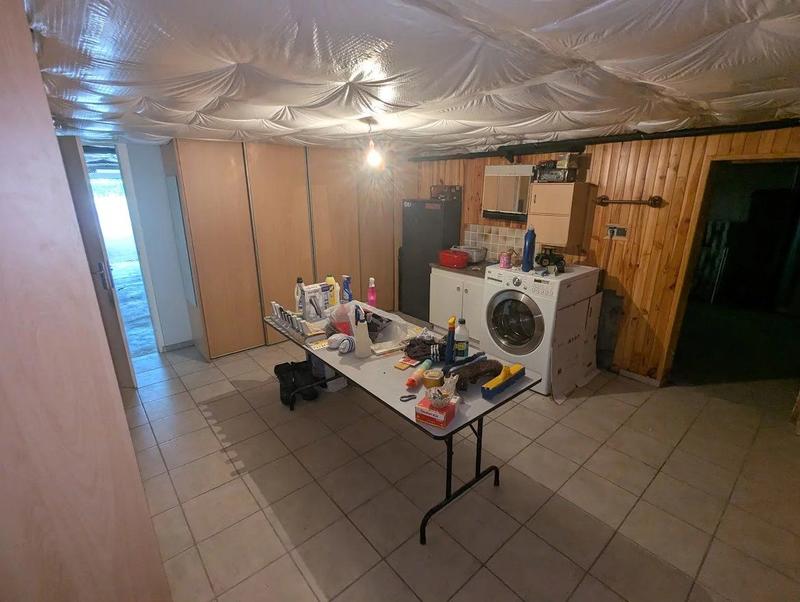 Maison - 219 m² - 8 pièces