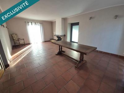 Maison - 177 m² - 8 pièces