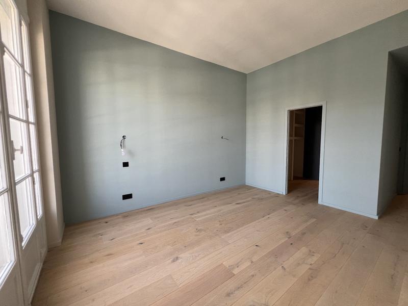 Appartement bourgeois - 139 m² - 3 pièces