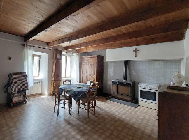 Maison - 140 m² - 5 pièces