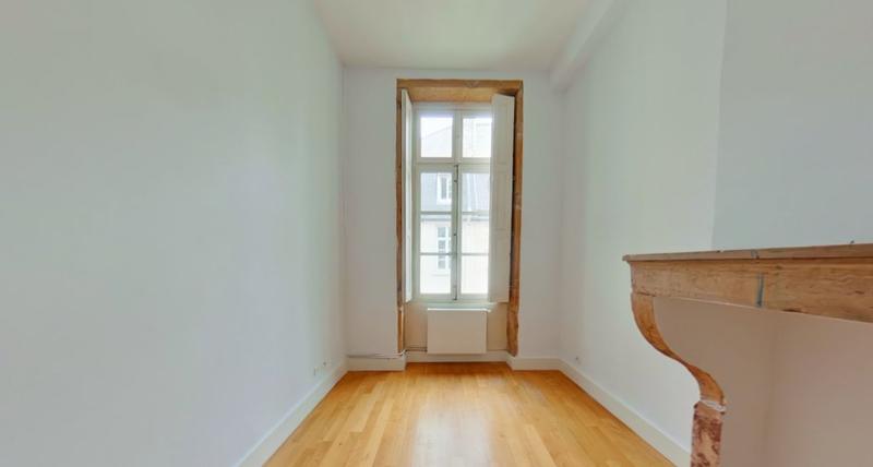 Appartement - 140 m² - 5 pièces