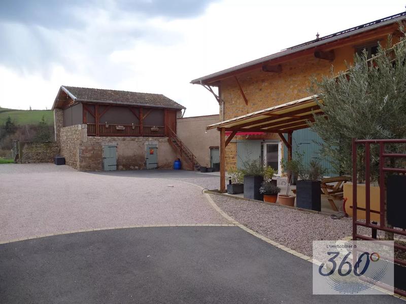 Maison - 194 m² - 6 pièces