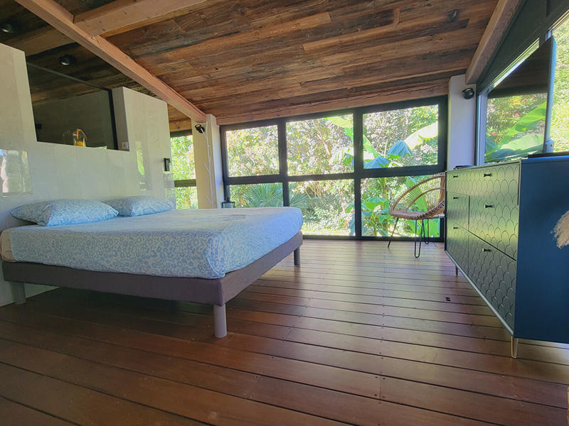 Maison - 180 m² - 6 pièces