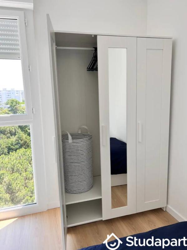 Chambre - 9 m² - 1 pièce