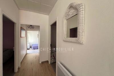 Maison - 140 m² - 9 pièces