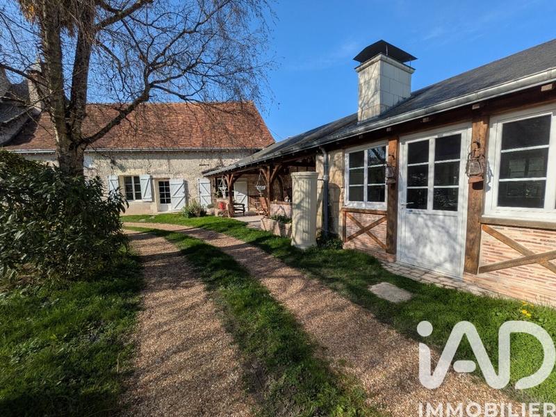 Maison - 200 m² - 7 pièces