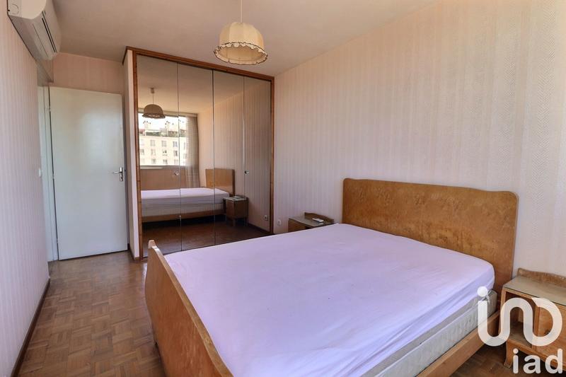 Appartement - 84 m² - 4 pièces