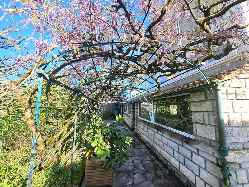 Maison - 127 m² - 6 pièces