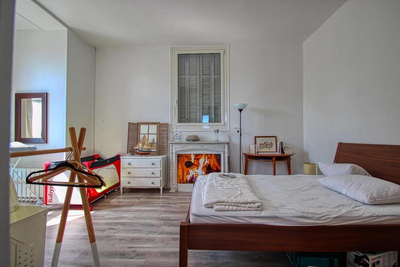 Appartement - 90 m² - 4 pièces