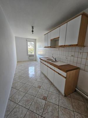 Appartement - 82 m² - 4 pièces