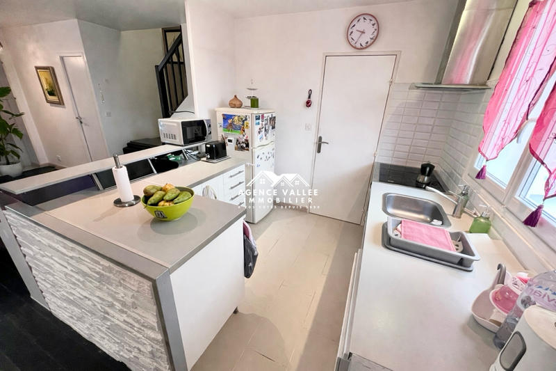 Maison - 83 m² - 4 pièces