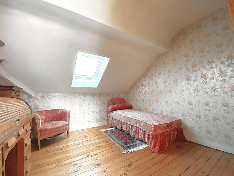 Maison - 105 m² - 6 pièces