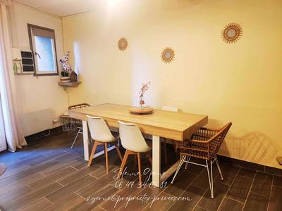 Immeuble - 156 m² - 6 pièces