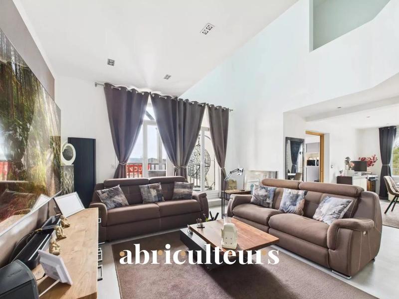 Duplex - 162 m² - 6 pièces