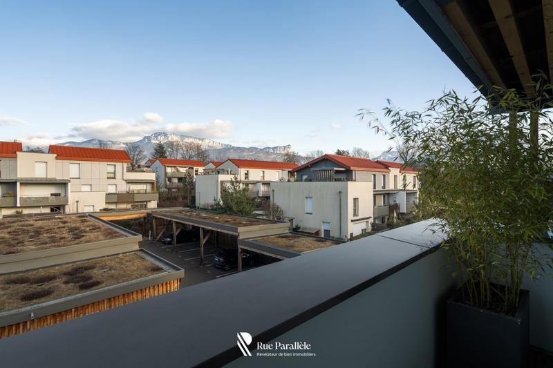 Appartement - 82 m² - 4 pièces