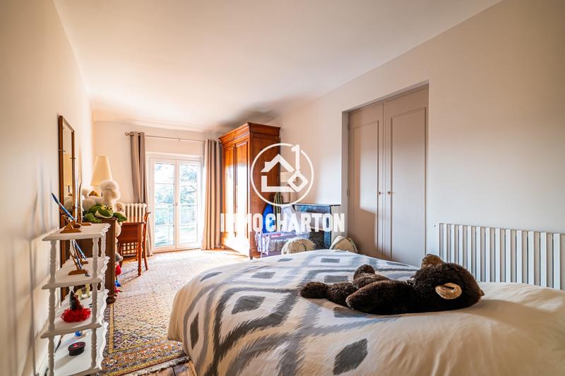 Maison ancienne - 220 m² - 8 pièces