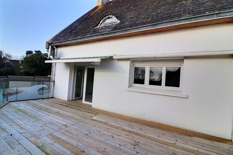 Maison - 220 m² - 8 pièces