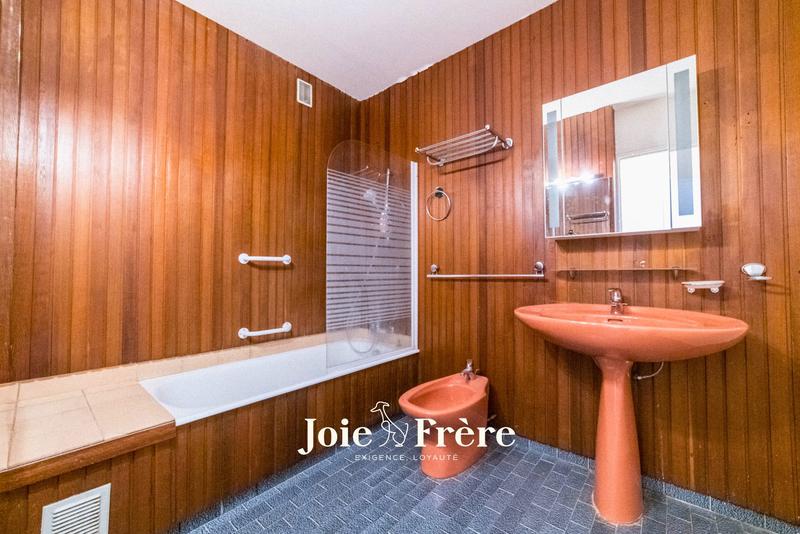 Appartement - 87 m² - 4 pièces