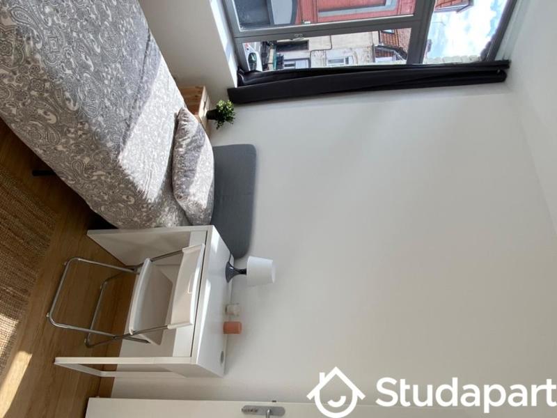 Chambre - 12 m² - 1 pièce